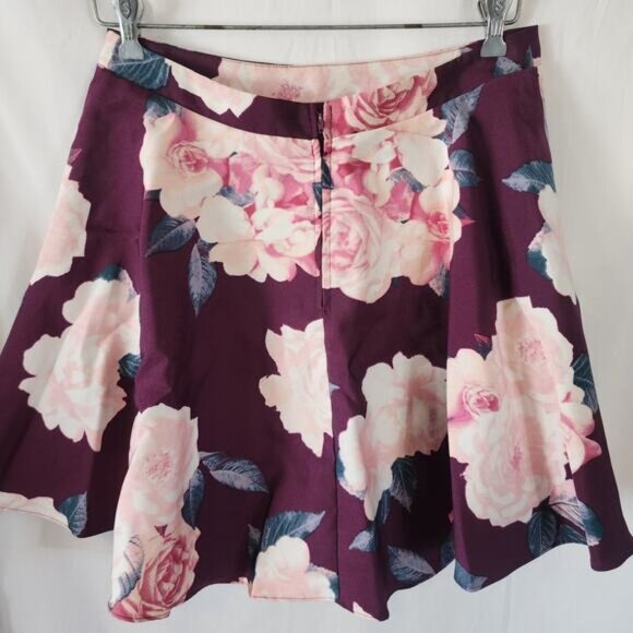 City Triangle Purple Maroon Floral A-line Mini Flared Skirt Size 9 - Picture 3 of 6